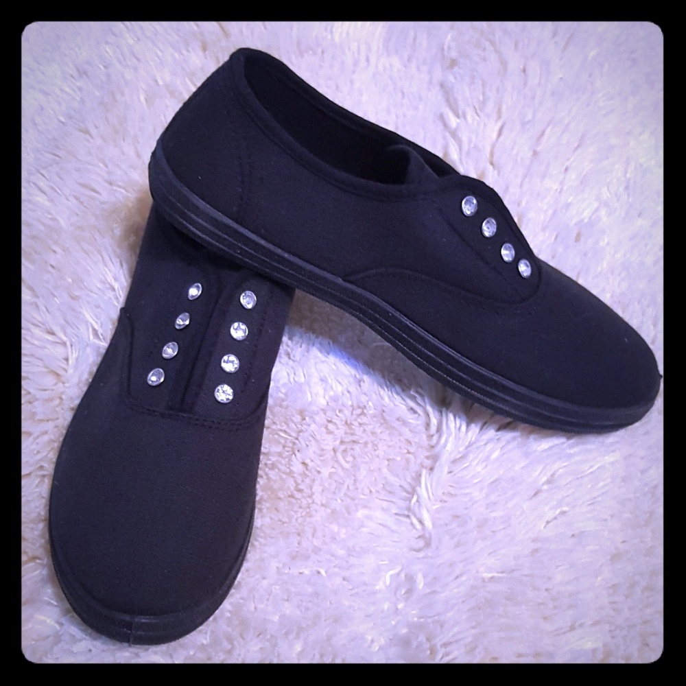 New Women Sneakers 👞